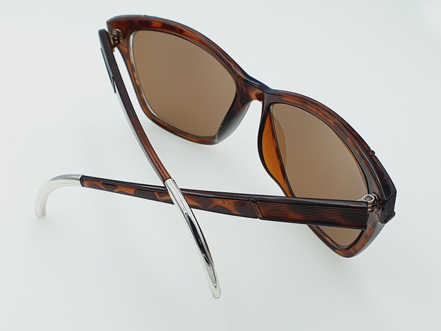 58 Zauszniki ze srebra.